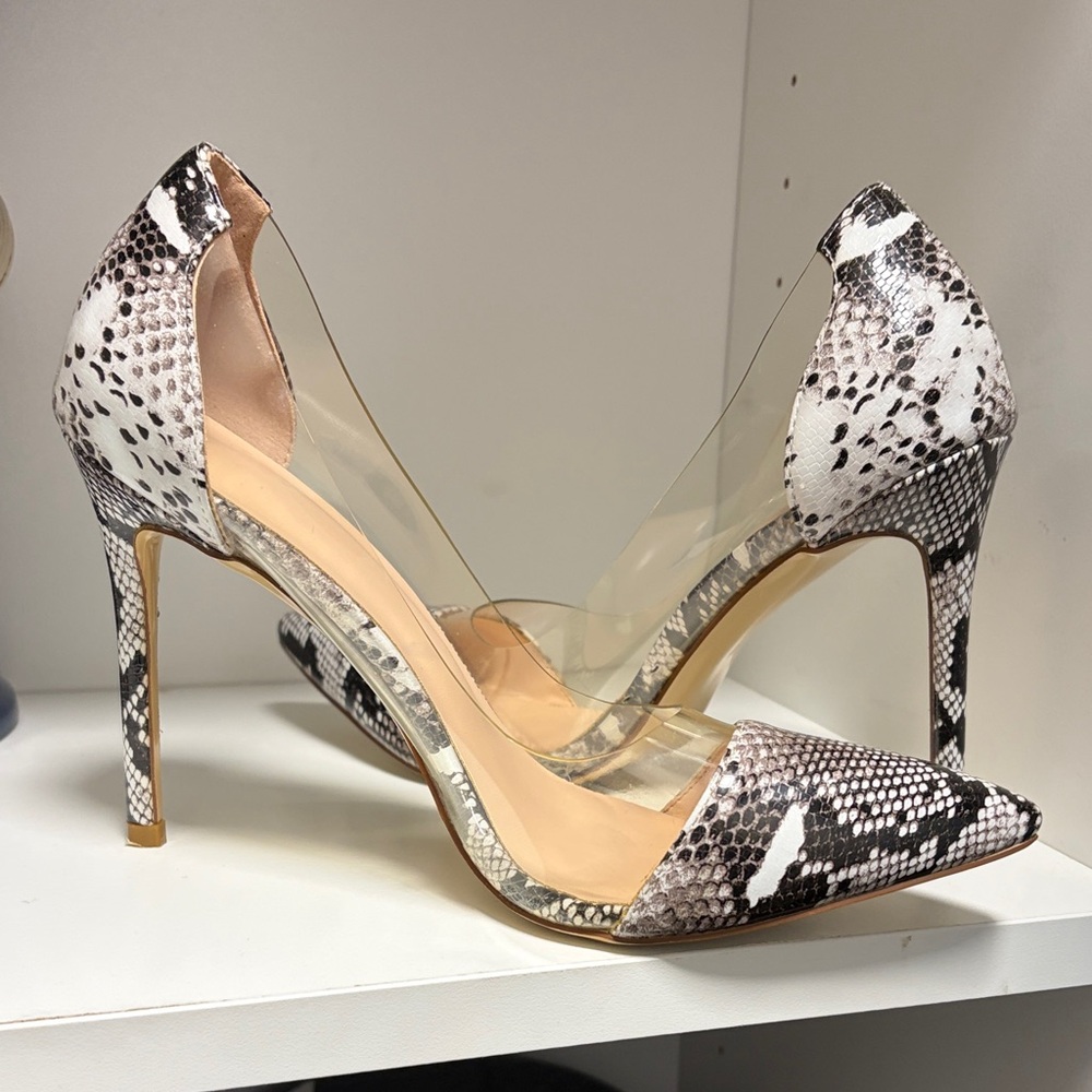 Elegant Snakeskin Pattern Heels